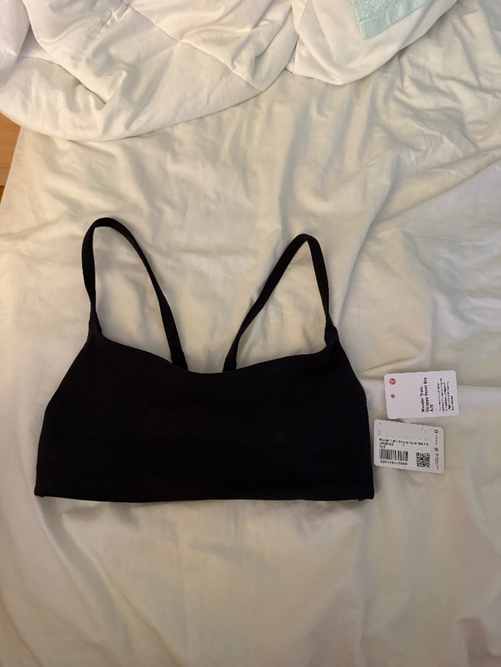 Lululemon size 4 wunder train strappy racer bra a/b black